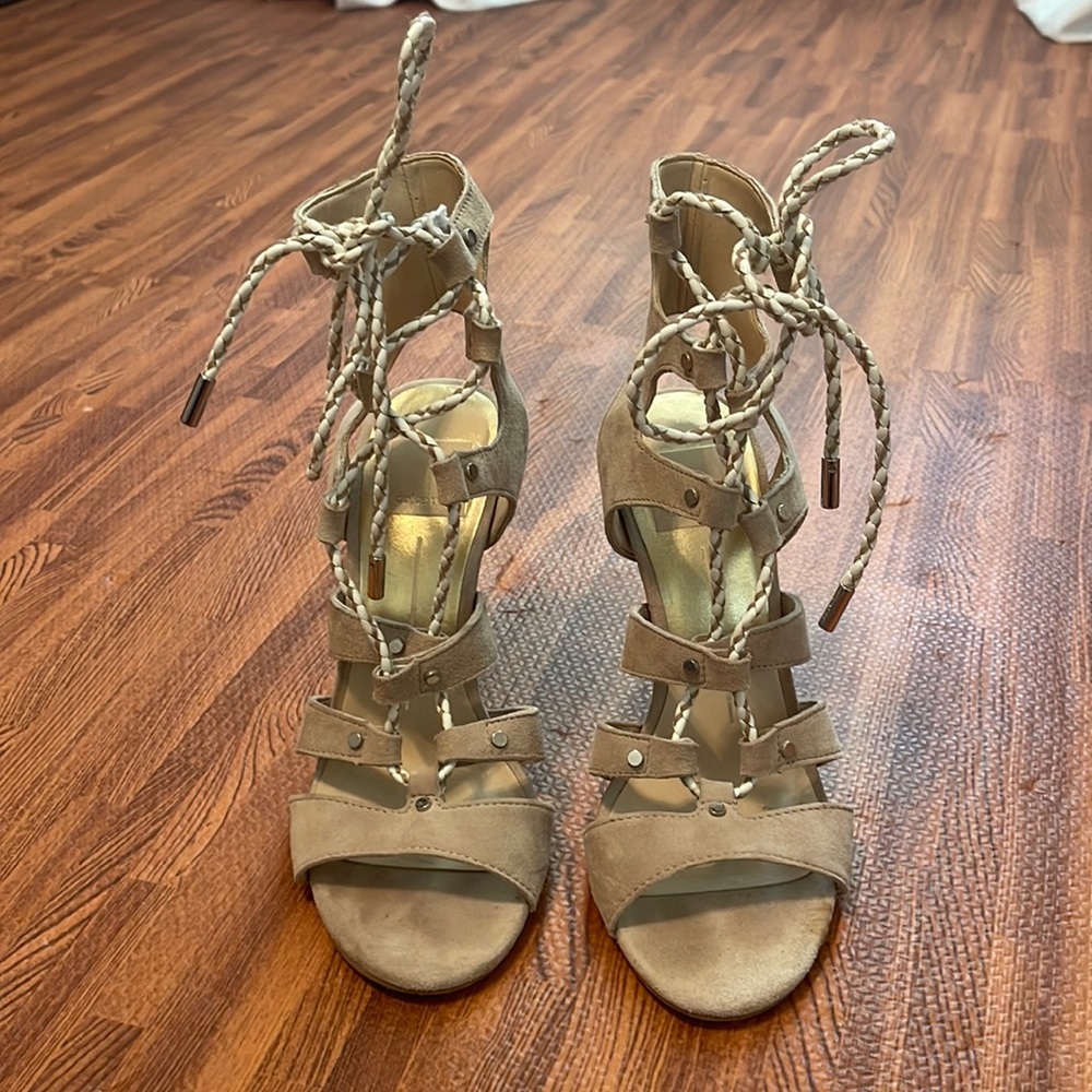 Dolce Vita suede lace up heel size 6